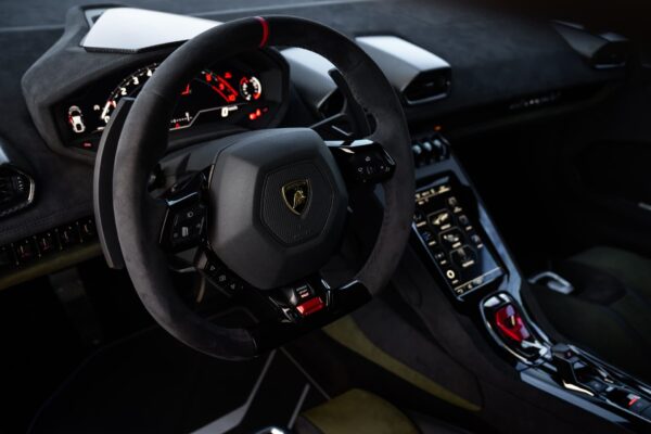 2024 Lamborghini Huracan Sterrato - Image 3